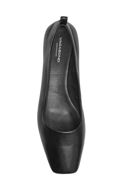 Shop Vagabond Shoemakers Delia Flat In Black