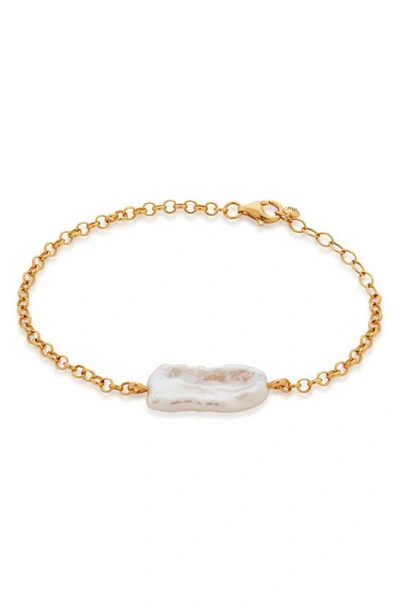 Monica Vinader Womens White Nura Biwa Pearl And 18ct Gold-plated Vermeil Sterling Silver Bracelet 1size In Yellow Gold