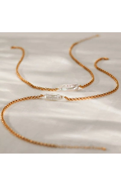 Monica Vinader Womens White Nura Biwa Pearl And 18ct Gold-plated Vermeil Sterling Silver Bracelet 1size In Yellow Gold