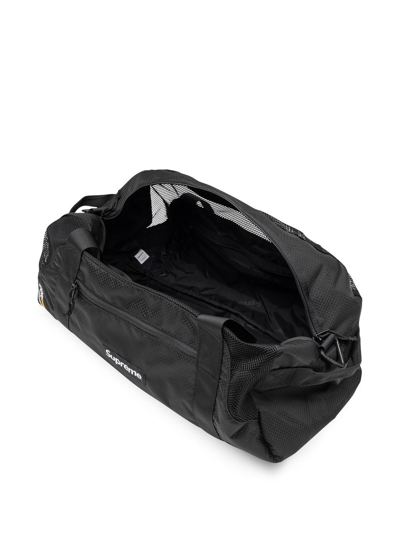 Supreme Logo-patch Duffle Bag In Schwarz