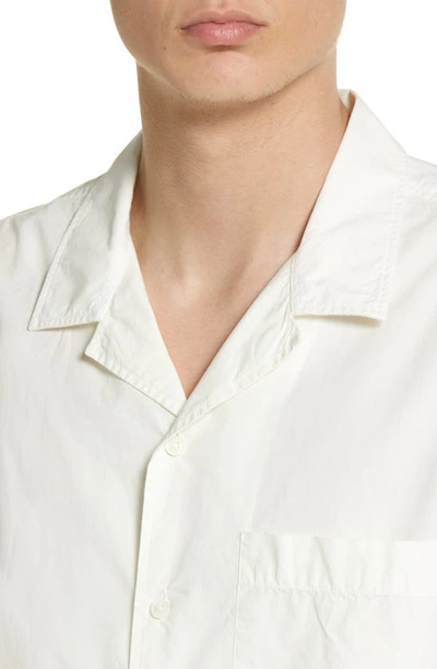 Frame Cotton Short Sleeve Button-up Camp Shirt In Milk