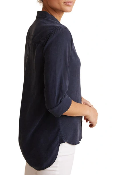 Shop Bella Dahl Shirttail Button-up Shirt In Endless Sea