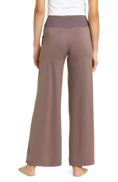 Zella Osr Renew High Waist Wide Leg Pants In Grey Sparrow