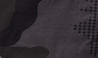 X-ray Cargo Shorts In Charcoal Camo