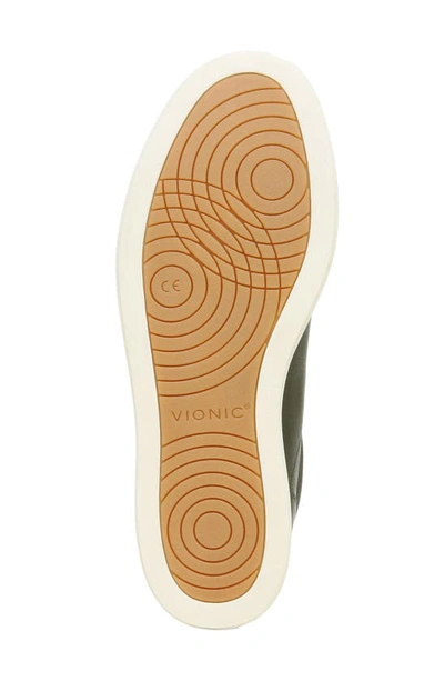 Vionic Lucas Sneaker In Olive Leather