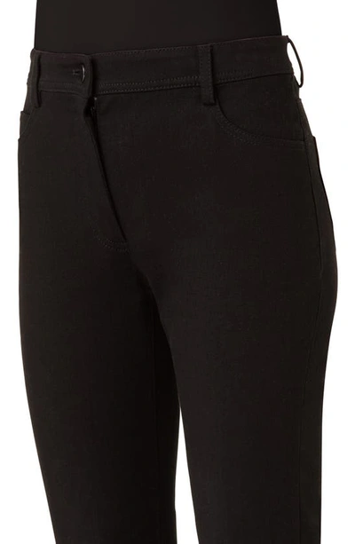 Akris Punto Maru Ankle Tapered Leg Jeans In Black