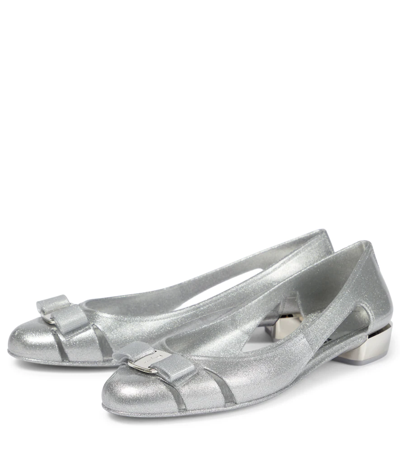 Shop Ferragamo Vara Jelly Ballet Flats In Silver Glitter