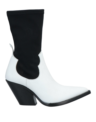 Shop Gianna Meliani Woman Ankle Boots White Size 6 Leather, Textile Fibers