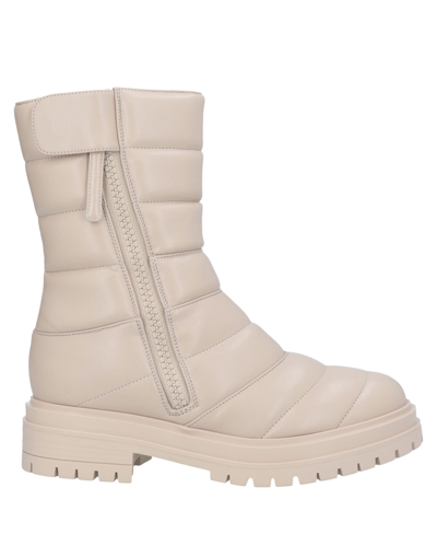 Gianvito Rossi 30mm Eiko Padded Faux Leather Ankle Boot In Beige