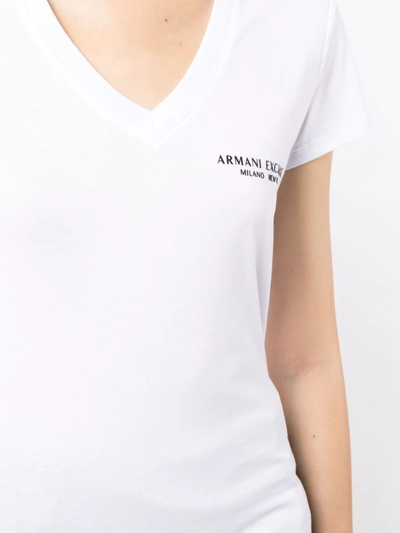 Shop Armani Exchange Logo-print V-neck T-shirt In Weiss