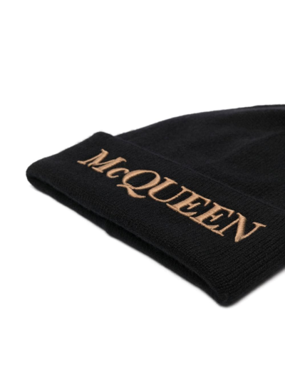 Shop Alexander Mcqueen Embroidered-logo Ribbed Beanie In Schwarz