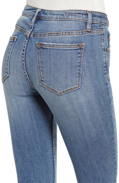 Vigoss Jagger Bootcut Jeans In Med Wash