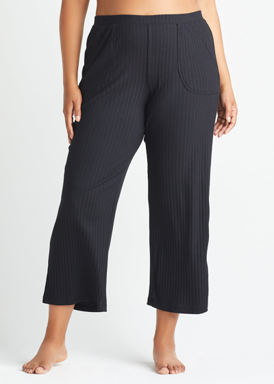 Shop Yummie Cropped Lounge Pant In Black