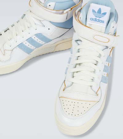 Adidas Originals White & Blue Forum Mid Sneakers In Weiss | ModeSens