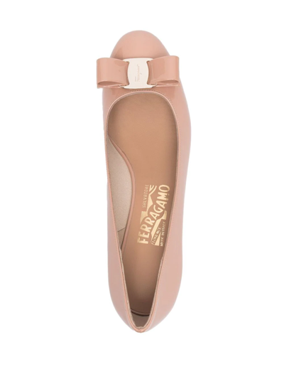 Ferragamo Vara 30 Nappa Leather Pumps In Neutrals