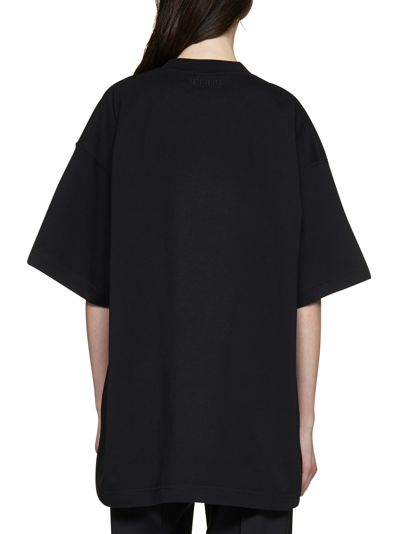 Shop Vetements T-shirt In Black