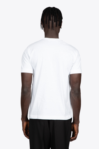 Shop Comme Des Garçons Play Mens T-shirt Knit White Cotton T-shirt With Small Heart Patch In Bianco