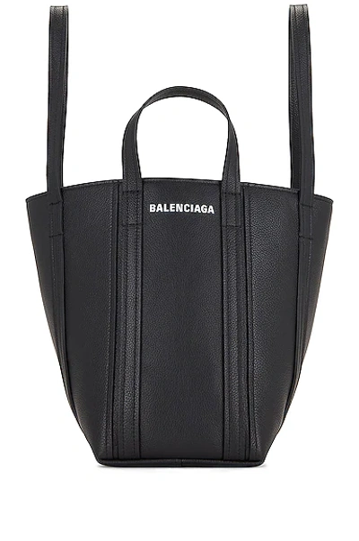 Shop Balenciaga Everyday N/s Tote In Black & White