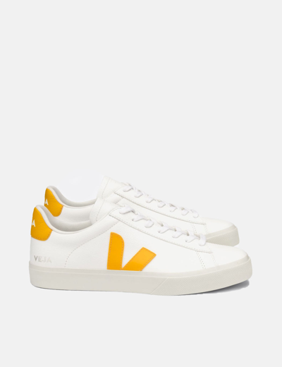 Shop Veja Women's  Campo Trainers (chromefree Leather) In White