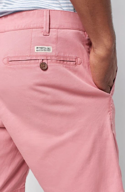 Faherty Island Life Organic Cotton Stretch Washed Regular Fit Chino Shorts In Faded Flag