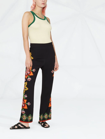 La Doublej Stretch Floral-print Straight Trousers In Schwarz