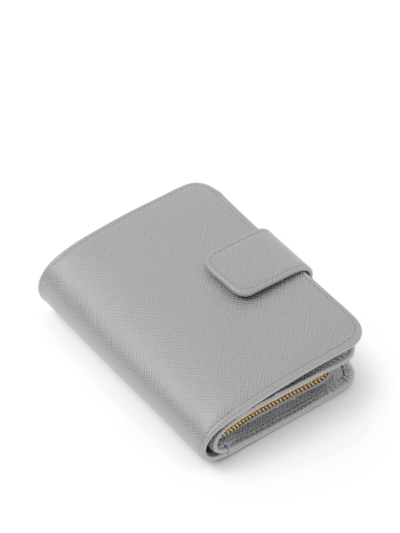 Prada Logo-plaque Saffiano Wallet In Grey