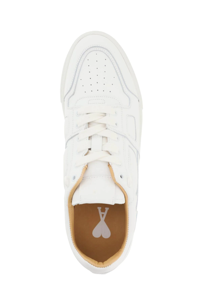 Shop Ami Alexandre Mattiussi Ami De Coeur Leather Low-top Sneakers In White