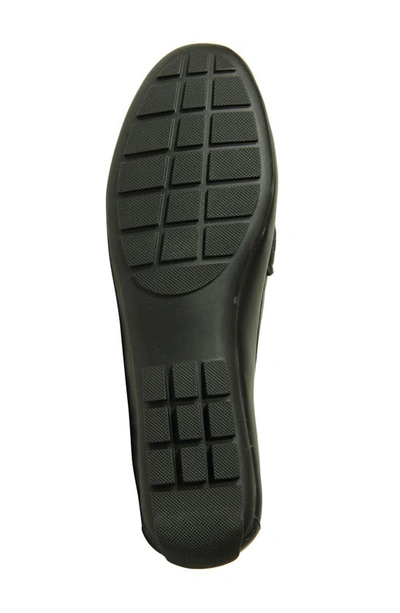 Vaneli Aiker Driving Loafer In Black