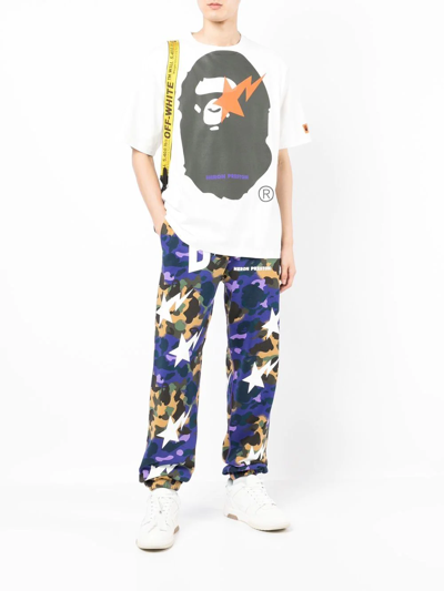 Shop A Bathing Ape Graphic Logo-print T-shirt In 白色