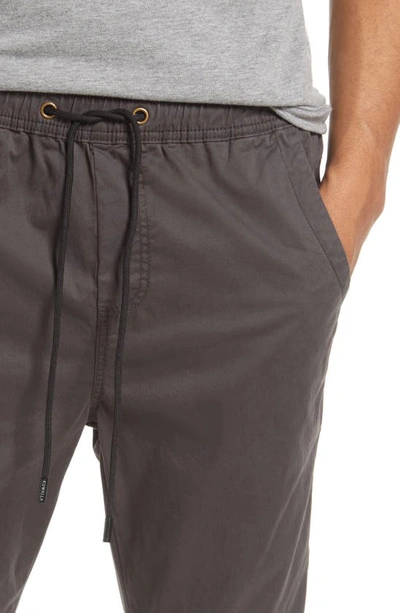 Kuwalla Midweight Stretch Cotton Chino Joggers In Charcoal