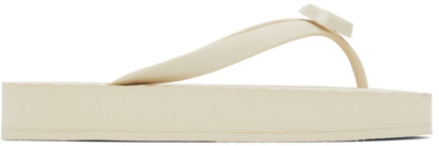 Shop Gucci Off-white Chevron Thong Flat Sandals In 9022 Mysticwhite/mys