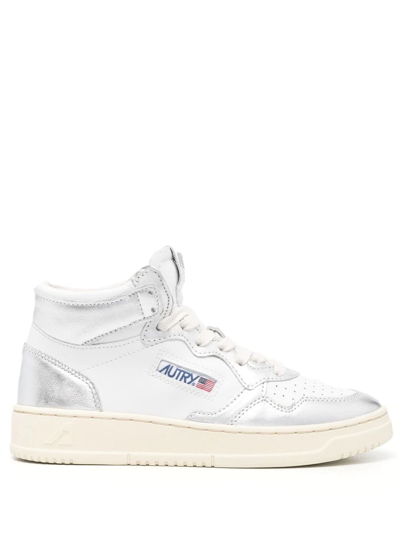 Autry Logo-patch Lace-up Sneakers In White