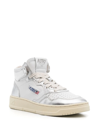 Autry Logo-patch Lace-up Sneakers In White