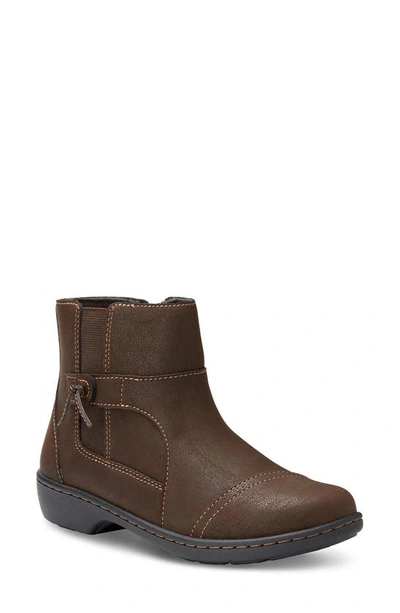 Eastland Bella Ankle Boot In Brown