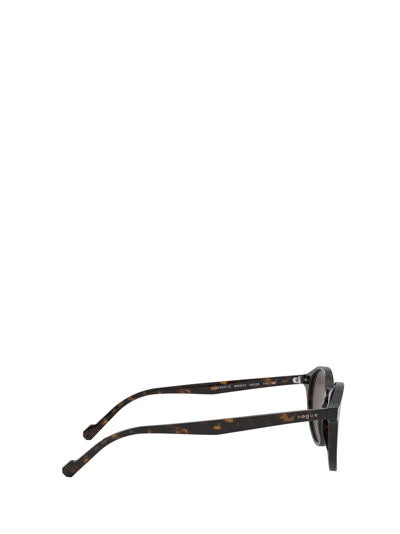 Shop Vogue Eyewear Sunglasses In Dark Havana