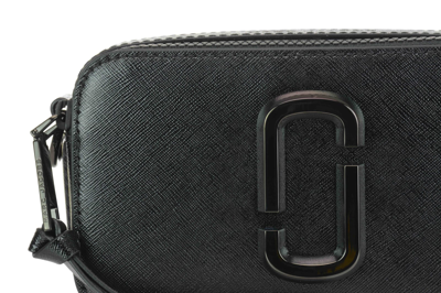 Marc Jacobs 'the Snapshot' Black Shoulder Bag With Metal Logo At The Front