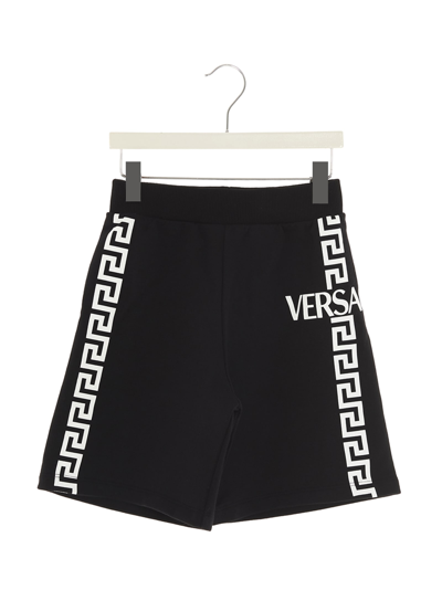 Shop Young Versace Bermuda In Nero/bianco