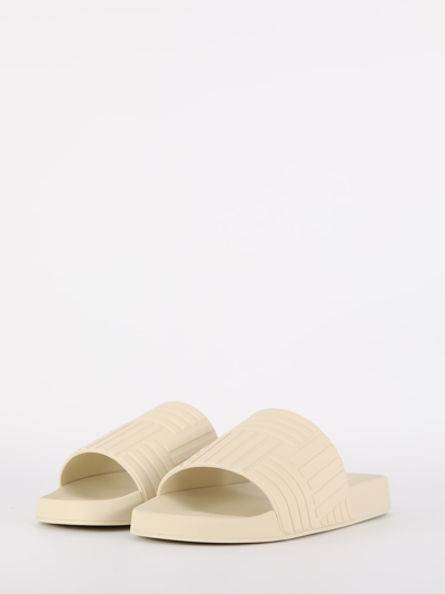 Shop Bottega Veneta White Slider Sandal In Bianco