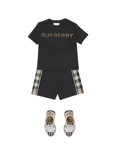Shop Burberry Black T-shirt Baby