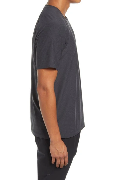 Rhone Reign Athletic Short Sleeve T-shirt In Black Heather