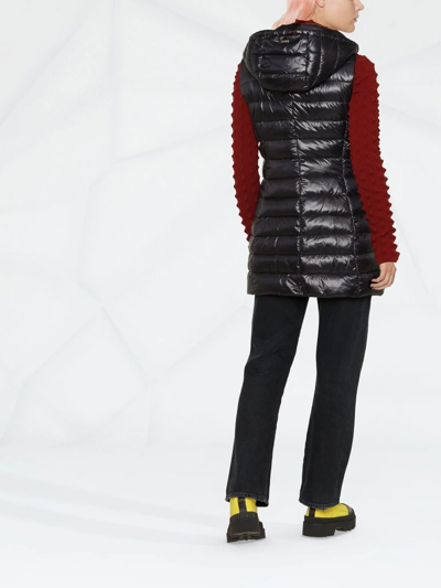 Herno Quilted Hooded Gilet In Schwarz
