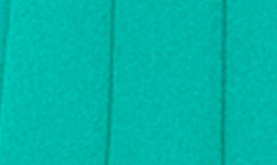 Nina Leonard Sleeveless Pleated Crepe Dress In Kelly Green