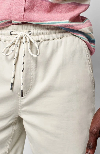 Faherty Essential Drawstring Linen-blend Short In Birch