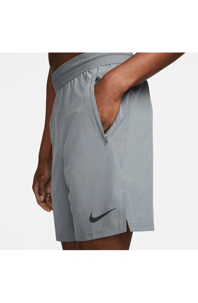 Nike Men's  Pro Dri-fit Flex Vent Max 8" Training Shorts In Smoke Grey/ Black