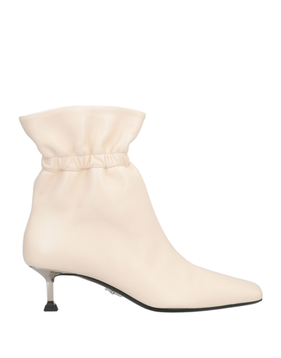 Shop Cesare Paciotti Woman Ankle Boots Ivory Size 8 Soft Leather In White
