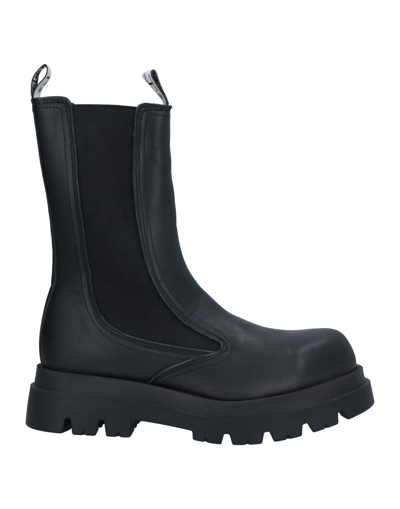 Shop Cult Bolt Woman Ankle Boots Black Size 6 Soft Leather