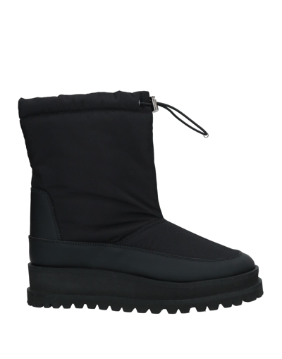 Hazy Ankle Boots In Black