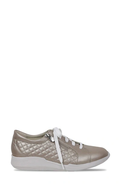Munro Emmie Wedge Sneaker In Metallic Taupe
