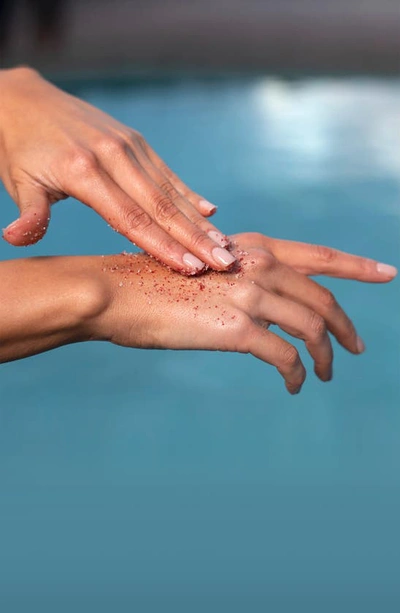 Isa Lazo Body Scrub