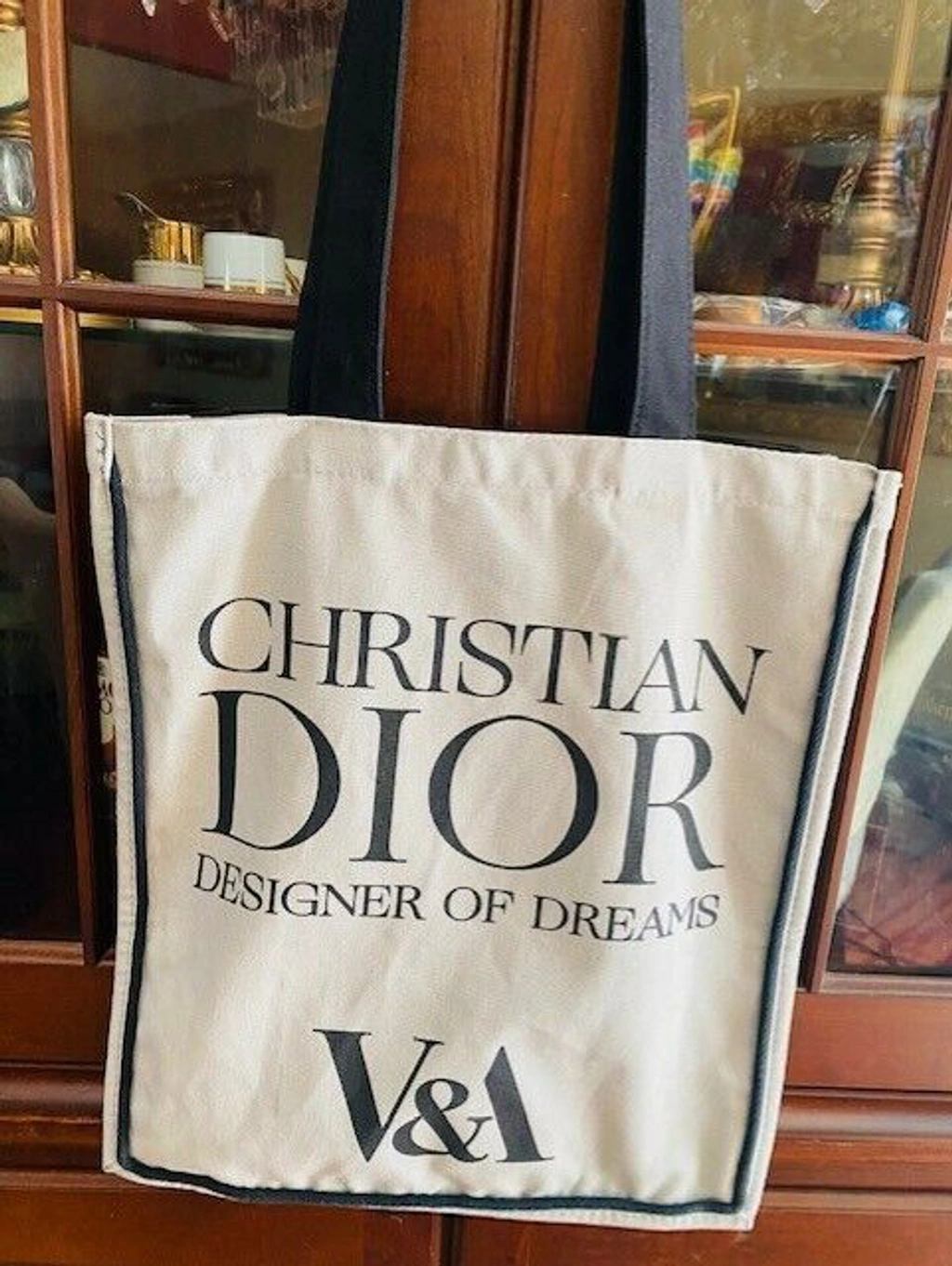 Christian dior v&a bag sale